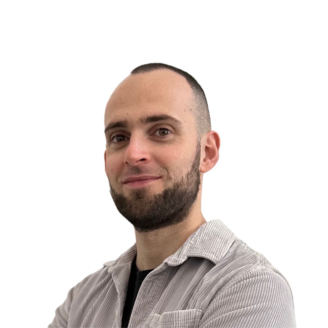 Avatar de Kévin Raux, Webmaster et consultant SEO sur fond blanc.