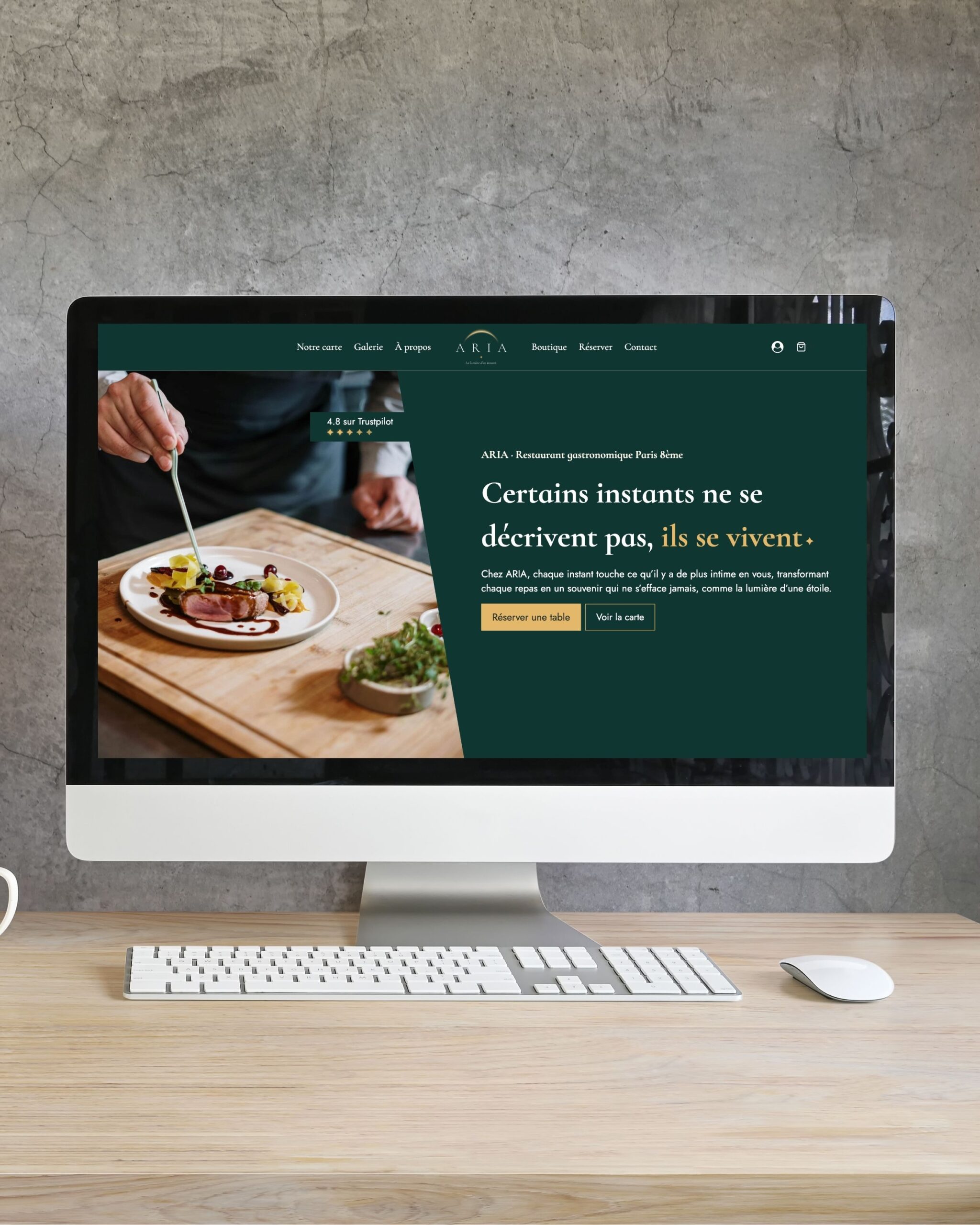 Mockup d'un ordinateur montrant la page d'accueil du site de démonstration ARIA Restaurant.