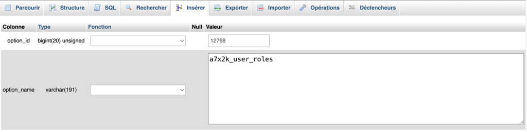 Champ user_roles renommé avec le nouveau préfixe de base de données.