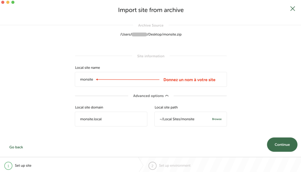 Écran "Import site from archive" avec les champs "Local site name", "Local site domain" et "Local site path".
